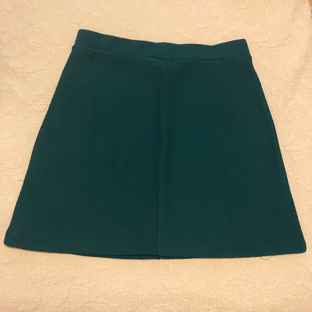 Green A-Line Stretch Skirt - Sz S